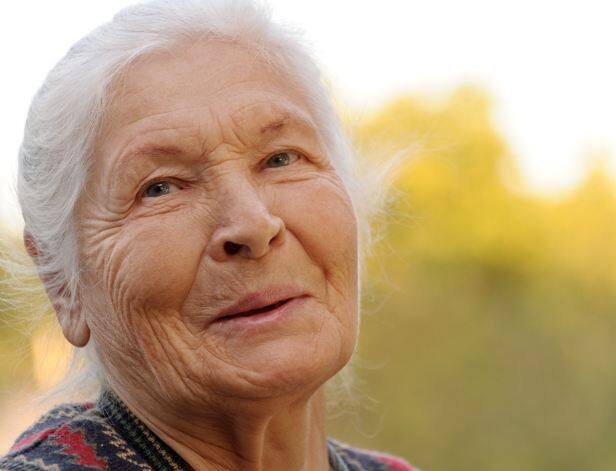 मूली हर उम्र के लोग खा सकते हैं. इसमें मौजूद नैचुरल फाइबर बड़ी उम्र के लोगों के लिए बहुत फायदेमंद है. ये डायजेस्टिव सिस्टम को भी ठीक रखता है.