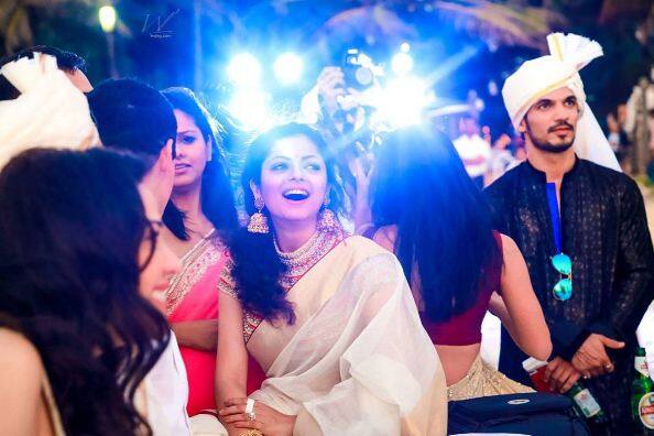 (ALL PICTURES: Instagram -Wedding Leaves)