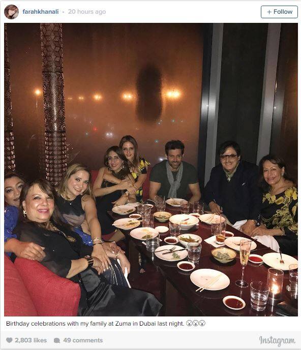 इन तस्वीरों से अटकलों का बाज़ार गर्म हुआ ही था कि ऋतिकतिक-सुज़ैन फिर से साथ आ रहे हैं कि तभी सुज़ैन की बहन फरहा अली खान ने चंद और तस्वीरें इंस्टा पर डालकर इन्हीं बातों की ओर तगड़ा इशारा किया है.