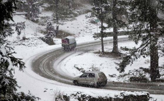 Snow In Himachal On New Year न्यू ईयर पर अगर आप हिमाचल में हैं तो है खुशखबरी, मिलेगी बर्फबारी की सौगात