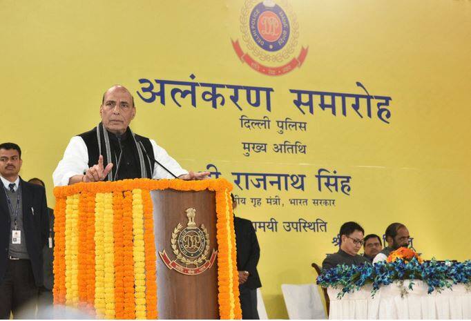 अरसे बाद मिला दिल्ली पुलिस को प्रमोशन, आंखों में आए खुशी के आंसू!