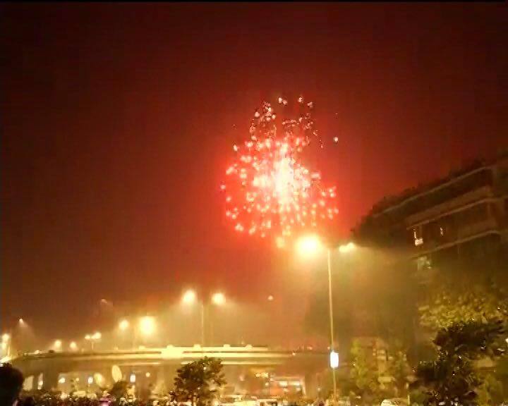 नए साल के दौरान चेन्नई में आतिशबाजियों की तस्वीर