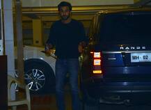 IN PICS: करीना ने रखी न्यू ईयर पार्टी, पहुंचे ये मशहूर सितारे! 