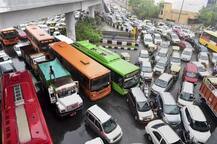 नए साल के पहले दिन दिल्लीवासियों को रोड टैफिक जाम से हुई परेशानी