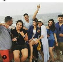 मौनी ने प्रेमी मोहित रैना संग मनाया नया साल