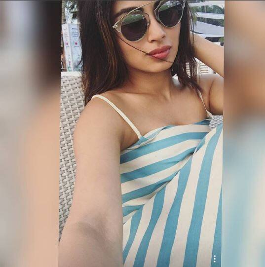 जिसकी तस्वीरें वे लगातार इंस्टाग्राम पर पोस्ट करती जा रही हैं.