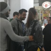 देहरादून एयरपोर्ट पर इस अंदाज में साथ-साथ दिखें विराट-अनुष्का, देखें तस्वीरें...