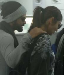 देहरादून एयरपोर्ट पर इस अंदाज में साथ-साथ दिखें विराट-अनुष्का, देखें तस्वीरें...