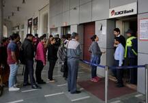 IN PICS: नोटबंदी का आज 56वां दिन, आपके पैसे से जुड़ी बड़ी बातें यहां जानें