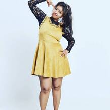 BB10: लोकेश कुमारी ये तस्वीरें हो रही हैं इंटरनेट पर वायरल!