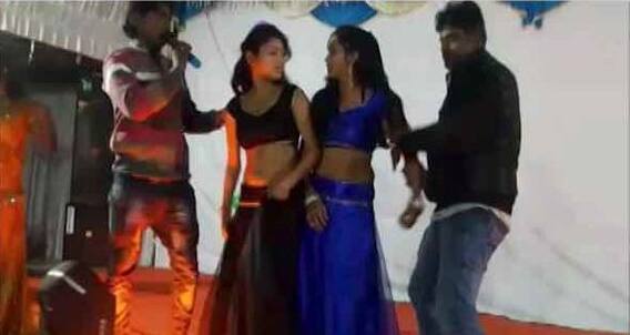 VIDEO : नए साल के जश्न में अश्लील डांस का तड़का, लेडी MLA ने किया आयोजन !