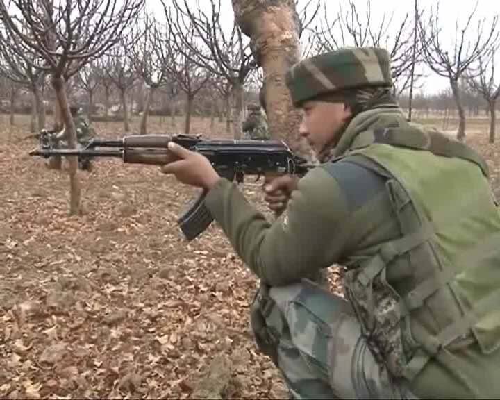Jammu And Kashmir Terrorist Killed In Baramulla Encounter जम्मू्-कश्मीर: बारामूला में सुरक्षाबलों के साथ मुठभेड़ में एक आतंकवादी ढेर