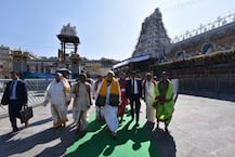 भगवान वेंकटेश्वर स्वामी के मंदिर में पीएम मोदी ने पूजा अर्चना की