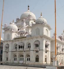 दिल्ली सरकार के कार्यालय कल गुरू गोबिंद सिंह जयंती पर बंद रहेंगे