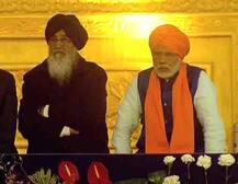 कृषि कानूनों का विरोध कर रहे प्रकाश सिंह बादल से पीएम मोदी ने फोन पर बात की, ये है वजह