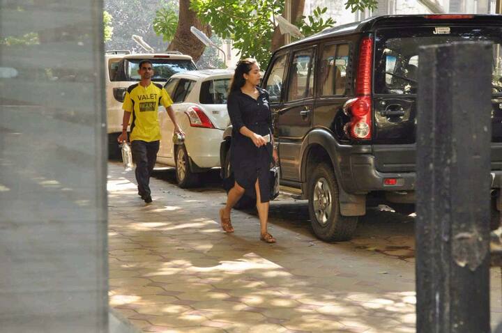  इस दौरान प्रेगनेंसी के बाद मीरा का वजन बढ़ा हुआ नज़र आया.