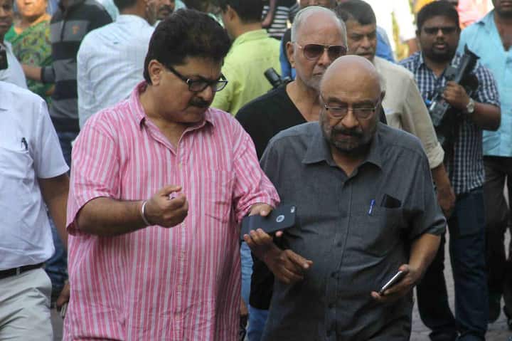 गोविंद निहलानी और अशोक पंडित.