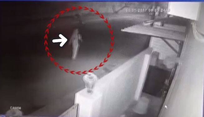 Another Shocking Cctv Footage Of Bangalore VIDEO : घर से निकलने पर डरती हैं लड़कियां, बेंगलूरु में दरिंदगी का नया वीडियो !