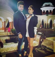 मैं हमेशा करण के कपड़े पहनती हूं: अनुषा दांडेकर