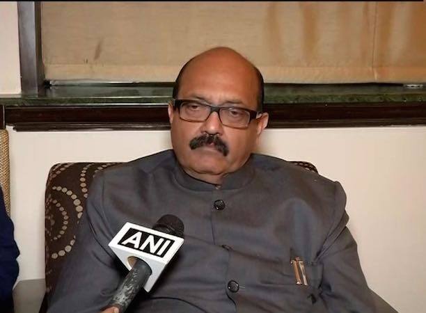 Samajwadi Party War Amar Singh Says I Am Ready To All Scarifies मैंने इस्तीफा देने की कोशिश की, हर तरह के बलिदान को तैयार हूं: अमर सिंह
