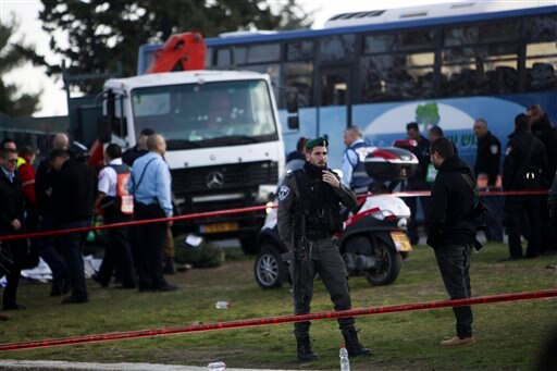 Jerusalem A Terrorist Attack Claimed By The Truck Driver Killed 4 People येरुशलम: 'आतंकी' हमले में ट्रक चालक ने ली 4 लोगों की जान