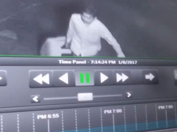 Mumbai Crime Childs Dead Body Recovered In Suitcase मुंबई : सीसीटीवी में कैद मर्डर मिस्ट्री ! स्टेशन के बाहर सूटकेस में मिला मासूम का शव