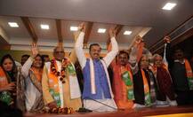 यूपी चुनाव से ठीक पहले RLD को लगा झटका: BJP में शामिल हुए विधायक दल के नेता दलवीर सिंह