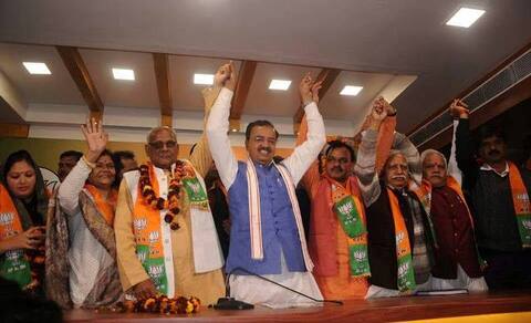 यूपी चुनाव से ठीक पहले RLD को लगा झटका: BJP में शामिल हुए विधायक दल के नेता दलवीर सिंह यूपी चुनाव से ठीक पहले RLD को लगा झटका: BJP में शामिल हुए विधायक दल के नेता दलवीर सिंह