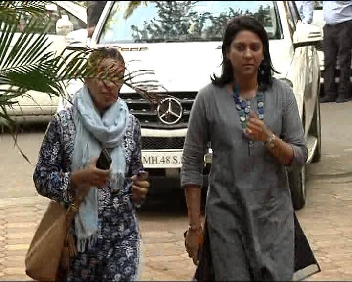 प्रिया दत्त.