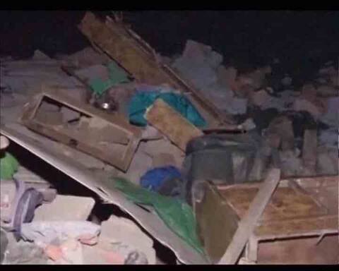 गाजियाबाद: दो मंजिला इमारत गिरी, 5 की मौत, 5 की हालत नाजुक गाजियाबाद: दो मंजिला इमारत गिरी, 5 की मौत, 5 की हालत नाजुक