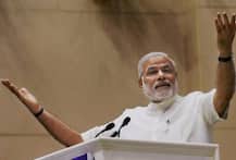 यूपी में मोदी की लहर: बीजेपी को मिली जीत ने तोड़ डाले ये मिथक!