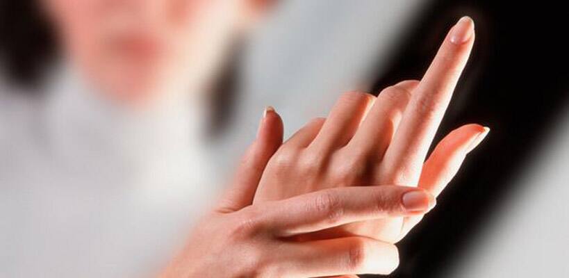 How To Use Rubbing Alcohol नशे के लिए ही बल्कि इन कामों में भी इस्तेमाल हो सकती है एल्कोहल!