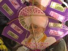 नोटबंदी के बावजूद खास डिमांड में है \'मोदी पतंग\'!