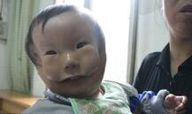 मास्क ब्वॉय की तस्वीरें फिर से वायरल होने के बाद लोग पूछ रहे हैं ये सवाल!