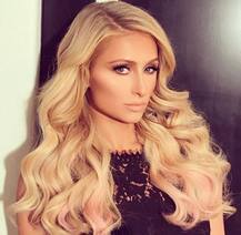 पेरिस हिल्टन हुईं वार्डरोब मालफंक्शन का शिकार!