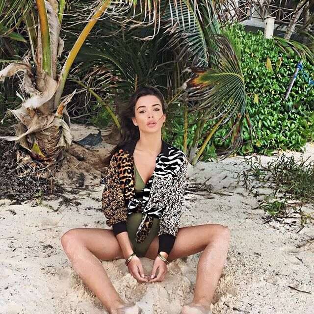 हॉलीडे की दीवानी एमी जैक्सन इन दिनों Tulum में हॉलीडे मना रही हैं.