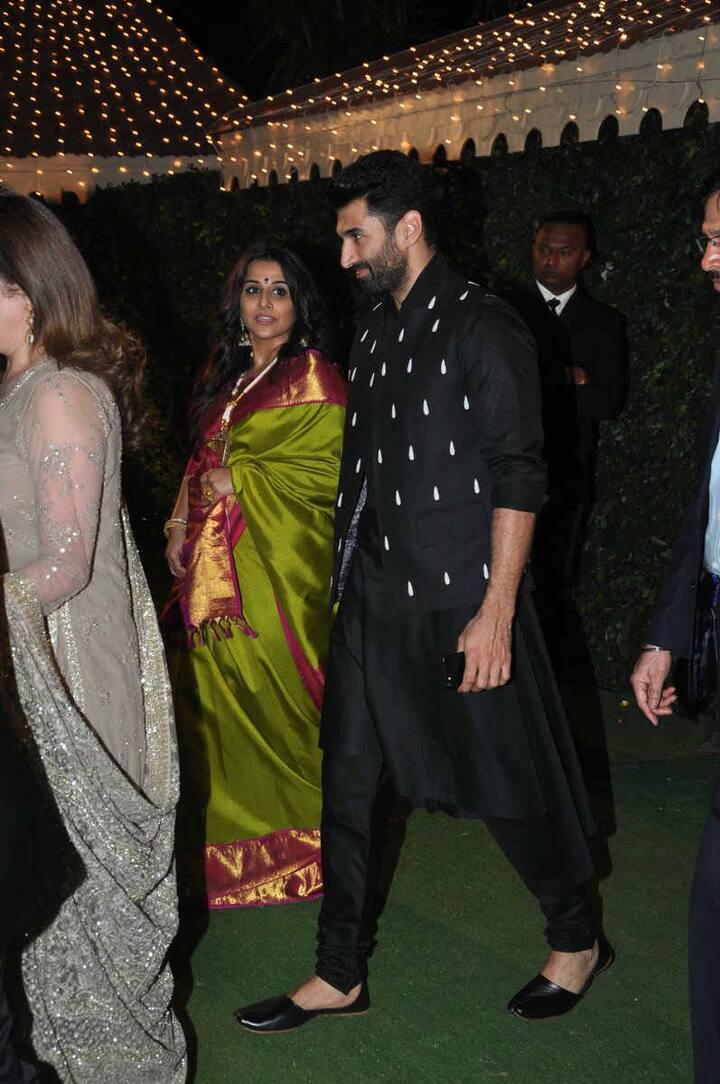 इसमें बॉलीवुड एक्ट्रेस विद्या बालन अपने देवर आदित्य रॉय कपूर के साथ पहुंची थी.