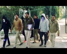 खाकी \'वर्दीवाले\' लुटेरों से खबरदार, लिफ्ट मांग कर लूट लेते हैं ये \'जाली\' पुलिसवाले