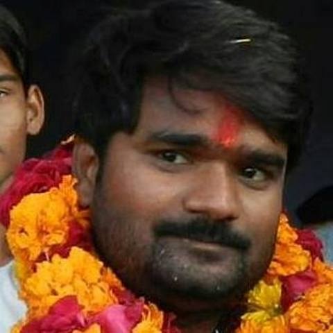 Up Polls Veer Singh Samajwadi Party Mla Candidate From Karwi Seat यूपी चुनाव: ददुआ के बेटे वीर सिंह पर समाजवादी पार्टी ने फिर लगाया दांव, कर्वी से टिकट