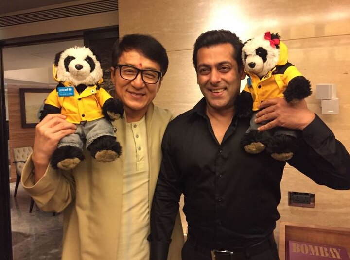 Jackie Chan Meets Salman Khan During His India Visit To Promote His Film Kung Fu Yoga 'कुंग फू योगा' के प्रमोशन के लिए भारत आए जैकी चैन से सलमान खान ने की मुलाकात  