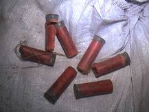 वाराणसी: कैंट स्टेशन के पार्सल घर में पिछले 20 सालों से पड़े हैं ये लावारिस कारतूस!