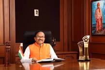 जनता का मूड है कि मैं मुख्यमंत्री पद पर बना रहूं: लक्ष्मीकांत पारसेकर