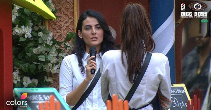 Bigg Boss 10 Lopa Breaks Down After Mandana Karimi Gives Her A Reality Check BB10: मंदना की तरफ से रियलिटी चेक देने बाद फूट-फूट कर रोईं लोपामुद्रा