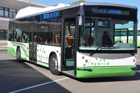 Tata Motors Presents Electric Hybrid Buses Worth 2 Crore Rupees टाटा मोटर्स ने 2 करोड़ रुपये तक कीमत वाली इलेक्ट्रिक हाइब्रिड बसें पेश की
