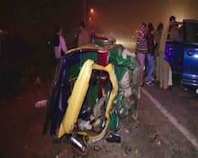 प्रतापगढ़: तेज रफ्तार ट्रक की टैम्पो से जबरदस्त टक्कर, 10 की मौत