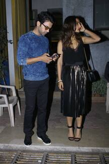 पार्टी में पत्रलेखा के हाथों में हाथ डाले पहुंचे राजकुमार राव, देखें PICS