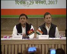 यूपी: अखिलेश के साथ साझा पीसी में बोले राहुल- \'हम नफरत की राजनीति रोकना चाहते हैं\'
