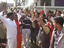 यूपी चुनाव: टिकट बंटवारे को लेकर \'घर\' में ही घिरे केशव, हो रहा ज़बरदस्त विरोध