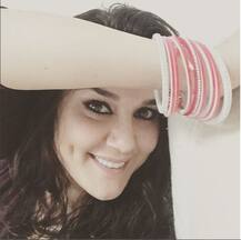 बर्थडे स्पेशल : 34 अनाथ लड़कियों को गोद ले चुकी हैं बॉलीवुड की \'डिंपल गर्ल\' प्रीति जिंटा