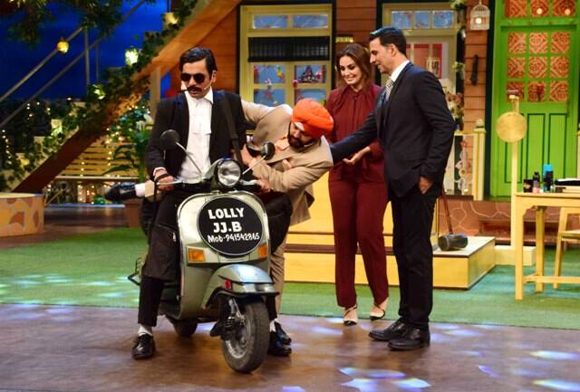 फिल्म में अक्षय कुमार, हुमा कुरैशी, सौरभ शुक्ला और अन्नू कपूर महत्वपूर्ण किरदार में हैं.